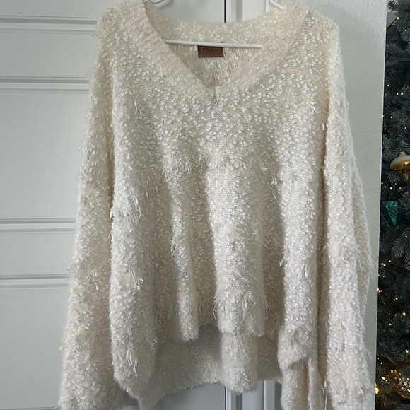 POL V-neck Teddy Pullover Sweater Soft In Ivory Womens Size Large Anthropologie - Picture 3 of 9